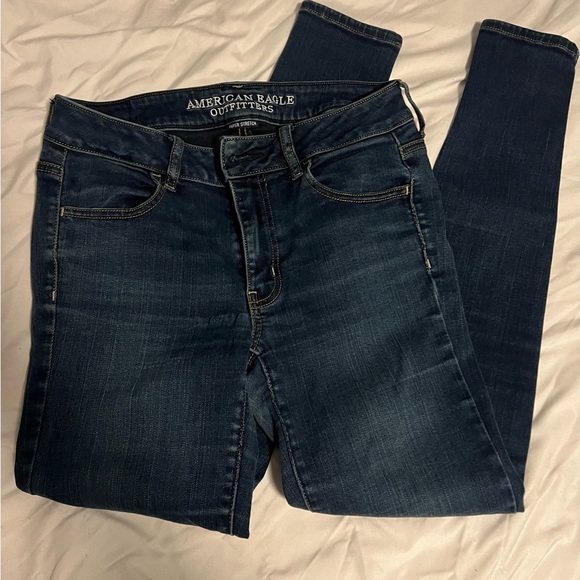 AEO Denim Super Stretch Skinny Jegging Jeans - Picture 1 of 3
